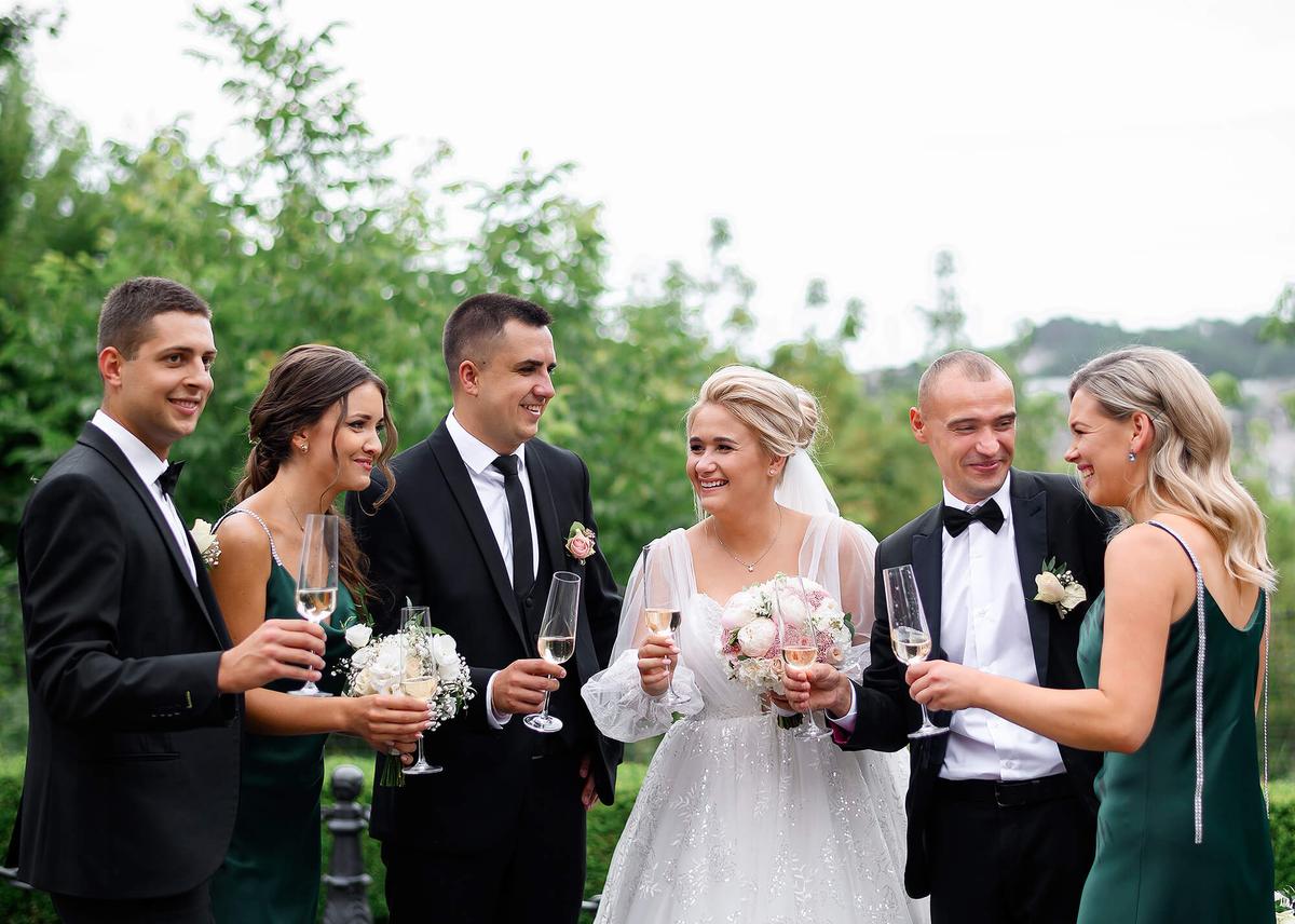 Featured image for 10 Funny Wedding Quotes That Will Have You Laughing Down the Aisle