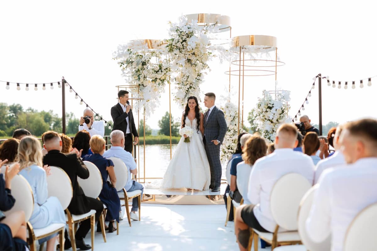 Featured image for The Modern Guide to Wedding Etiquette: What You Really Need to Know