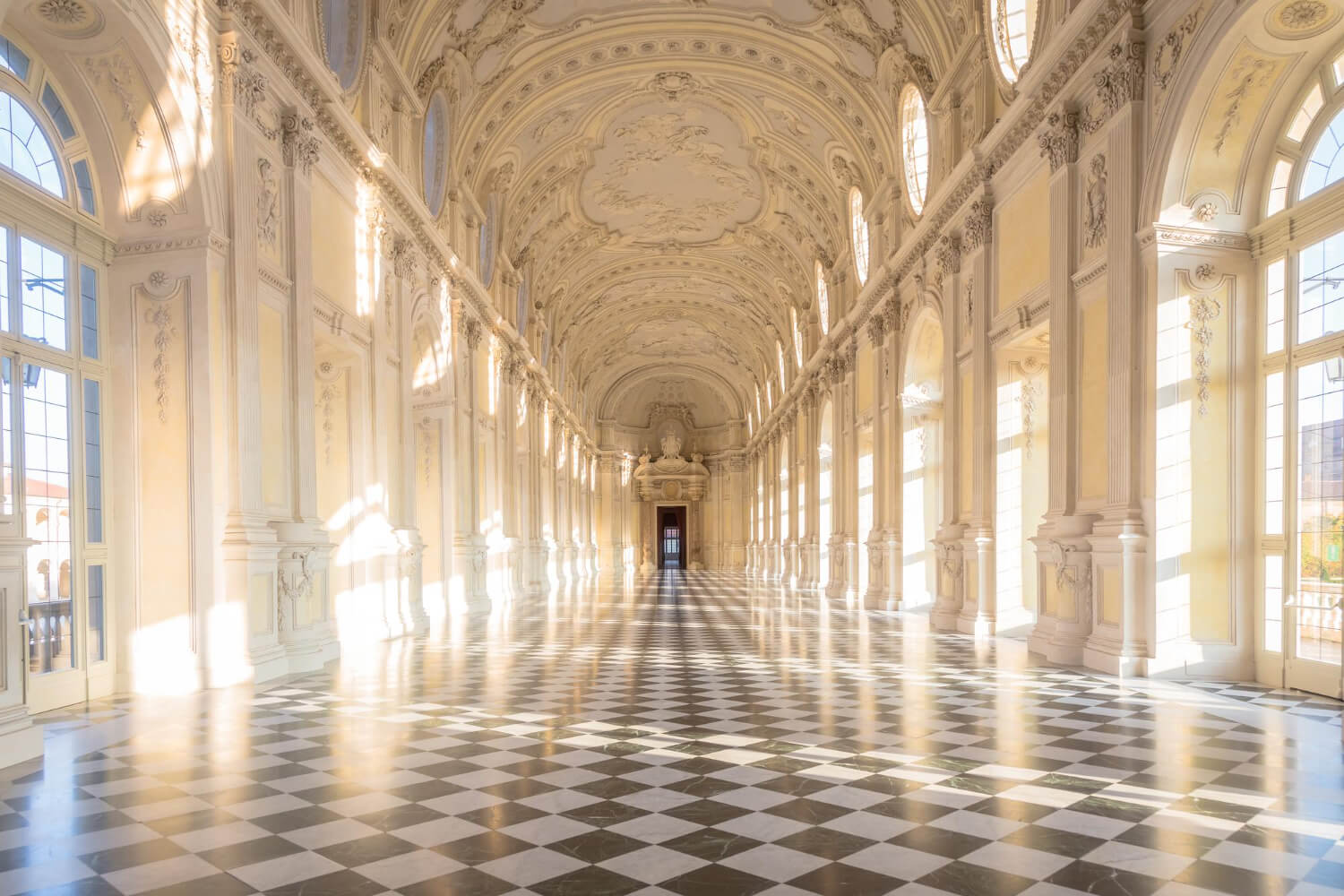 a large and beautiful hallway in a palace